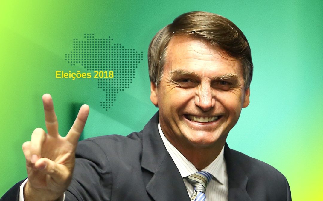 Pesquisador: estrangeiros devem copiar estratégia de Bolsonaro no WhatsApp